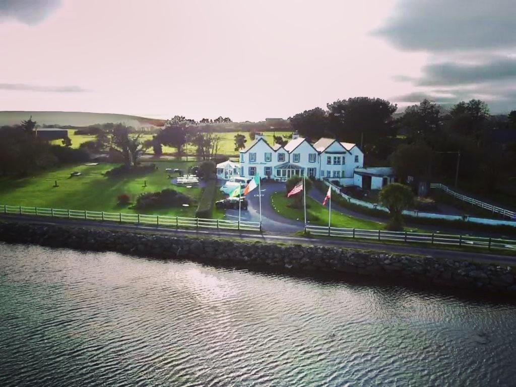 Hotel Milltown House Dingle Exteriér fotografie